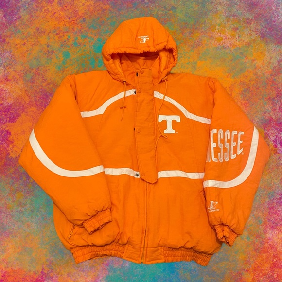 Other - ⭐️SALE⭐️ 💜Vintage Tennessee Volunteers Coat